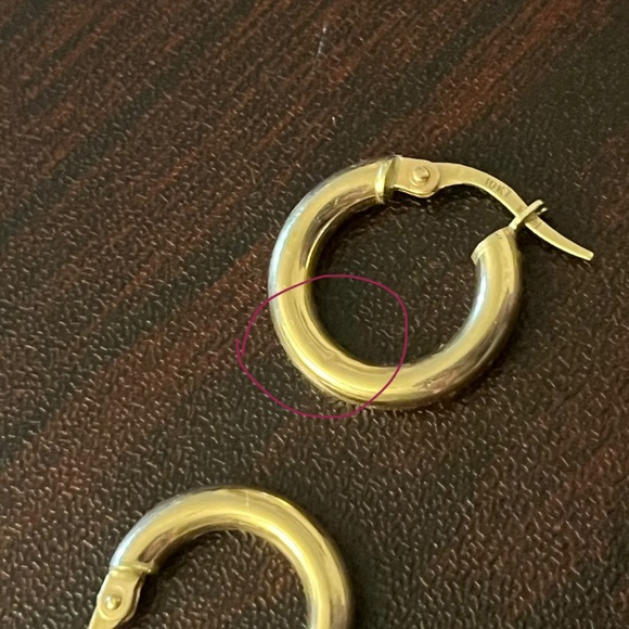 10k gold 15mm hoops - Picture 4 of 4